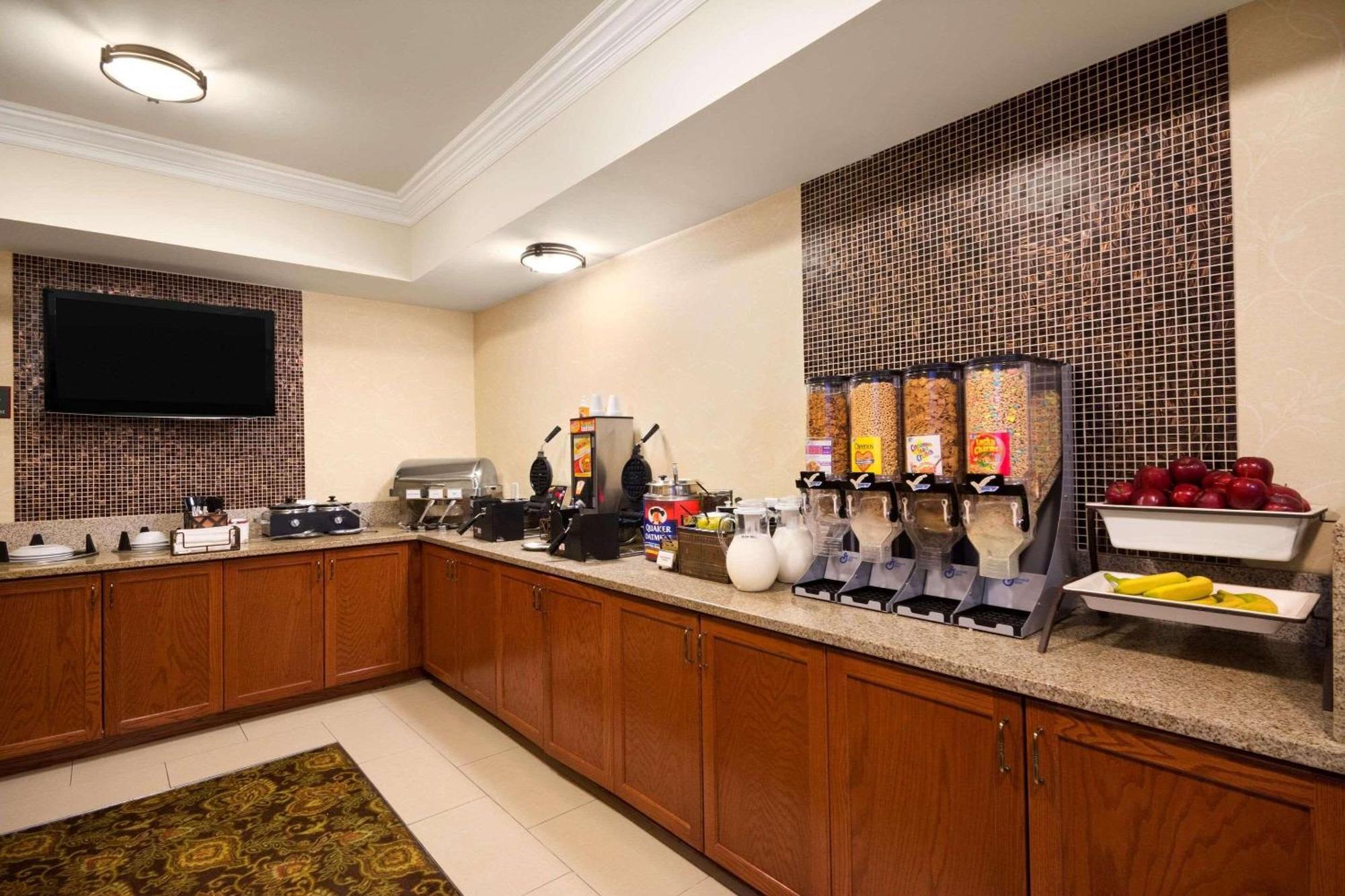 Country Inn & Suites By Radisson, Atlanta I-75 South, Ga Morrow Exterior foto